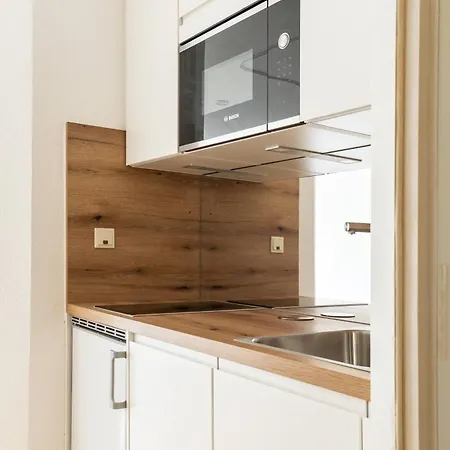 Elegant In Ludenberg Apartment Dusseldorf