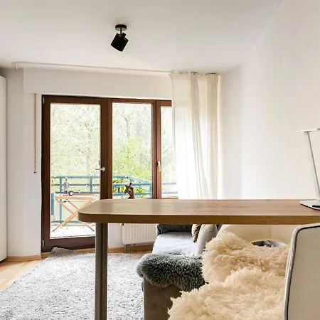 Elegant In Ludenberg Apartment Dusseldorf